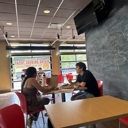 Domino's Pizza - Inside