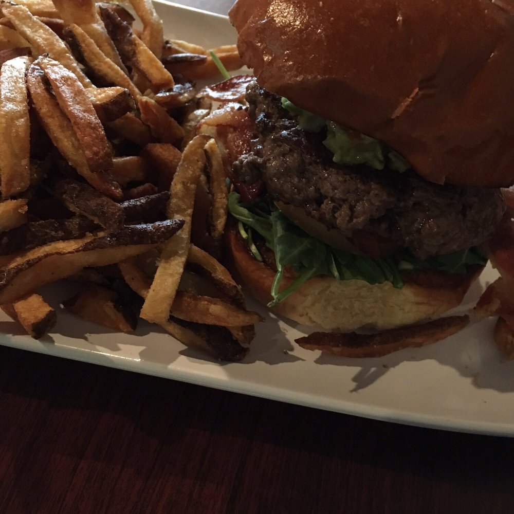 Kid Rip's - Avocado burger - Pubs Near Me - Runnemede, New Jersey