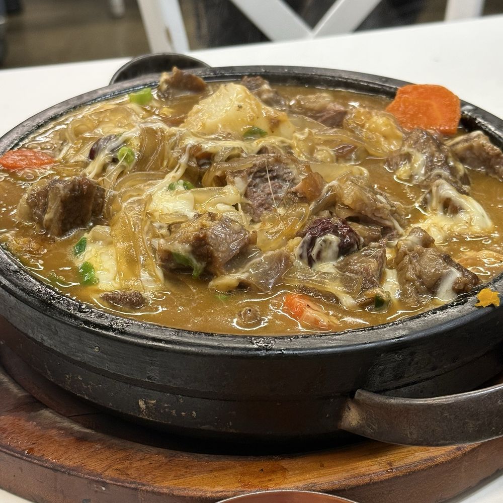 Yoo's Place - 23. Kalbijjim medium - Korean Near Me - Irvine, California Yoo's Place - 23. Kalbijjim medium - Korean Near Me - Irvine, California