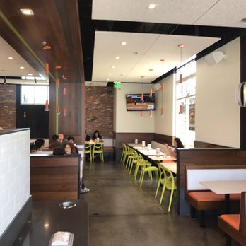 Burger Lounge - Inside - Burgers Near Me - Walnut Creek, California