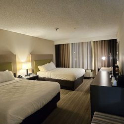 Country Inn & Suites by Radisson, Lehighton-Jim Thorpe, PA - 2 Queen room