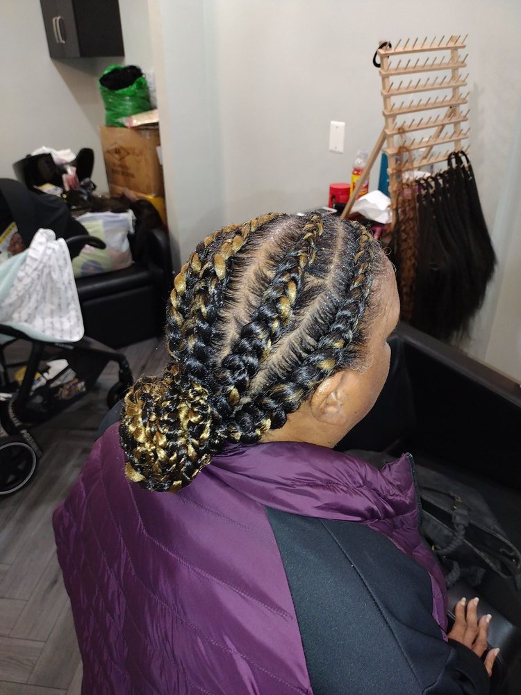 M&K HAIR BRAIDING SALON 43 Photos 3314 Perry St, Mt. Rainier