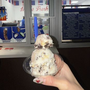 Handel's Homemade Ice Cream - Cheesecake with Oreo - Ice Cream & Frozen Yogurt Near Me - Rialto, California Handel's Homemade Ice Cream - Cheesecake with Oreo - Ice Cream & Frozen Yogurt Near Me - Rialto, California