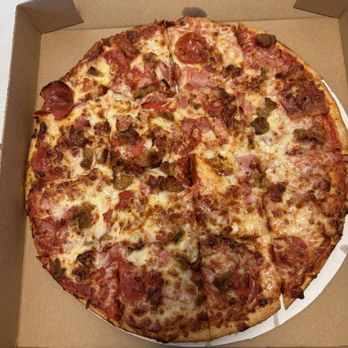 Bellacino's Pizza & Grinders - Meateater Pizza extra cheese - Pizza Near Me - Findlay, Ohio
