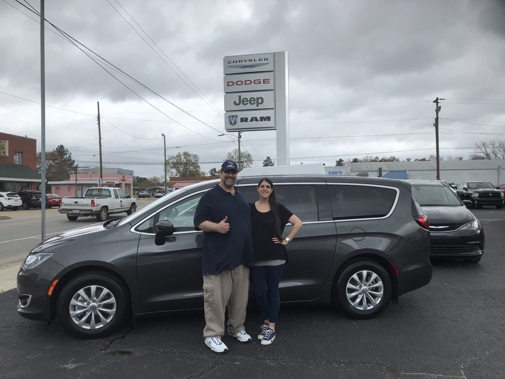 VANN UNDERWOOD CHRYSLER JEEP DODGE Updated August 2024 23 Photos