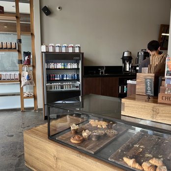 La Colombe Coffee Roasters - Coffee & Tea Near Me - Beverly Hills, California