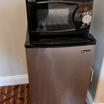 Padre Oaks Inn - Refrigerator was clean I didn't open the microwave. - Hotels Near Me - Monterey, California Padre Oaks Inn - Refrigerator was clean I didn't open the microwave. - Hotels Near Me - Monterey, California
