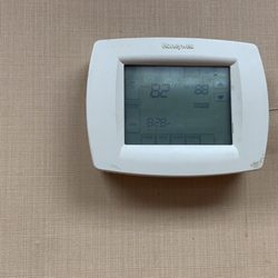 Wendy's - Set to 88 degrees in the summer!