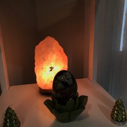 Skin by Sunyung - Himalayan Salt Lamp