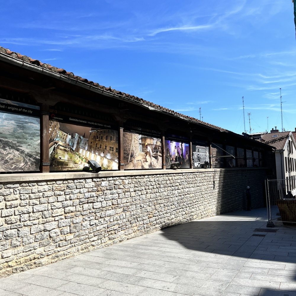 Catedral Santa María - Churches Near Me - Vitoria-Gasteiz, Virgin Islands