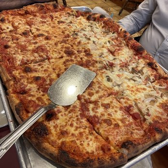 Red Rose - Pizza Near Me - Springfield, Massachusetts