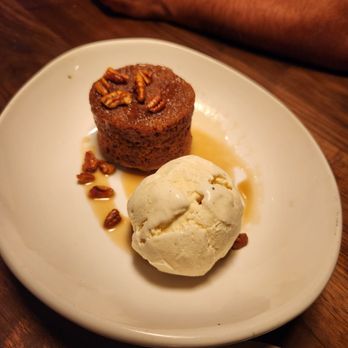 Eureka! - Bourbon Barrel Cake - Burgers Near Me - Claremont, California Eureka! - Bourbon Barrel Cake - Burgers Near Me - Claremont, California
