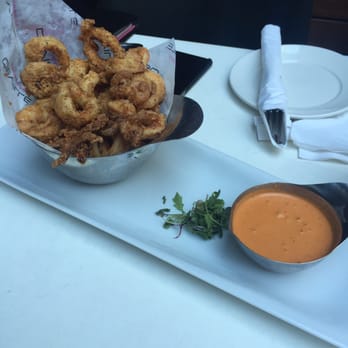 Deville Dinerbar - Diners Near Me - Montreal, Quebec