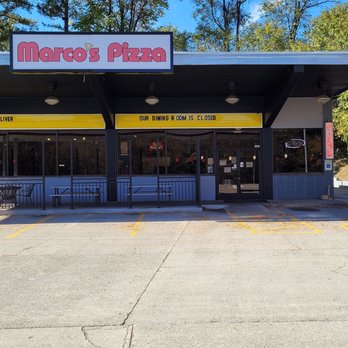 Marco's Pizza - I want this "pick up" sign. See it on the right? - Pizza Near Me - Knoxville, Tennessee