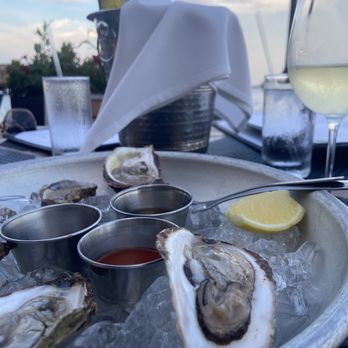 Ampersea - Oysters - New American Near Me - Baltimore, Maryland