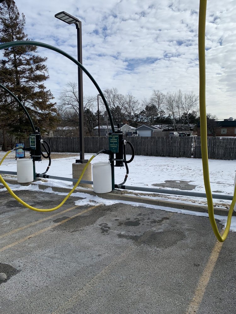 FAST JACKS Updated October 2024 51 Reviews 59 S Rt 45, Grayslake