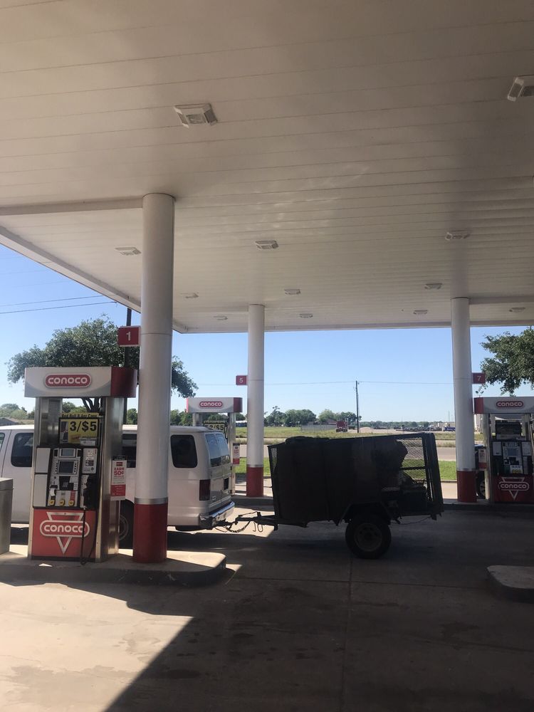 TIPTON’S CONOCO Updated June 2024 5903 Houston Hwy, Victoria, Texas Gas Stations Phone