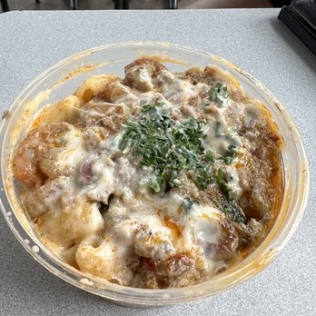 TaterQue - Fab5 Mac and Cheese with seafood - Barbeque Near Me - Pflugerville, Texas