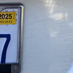 Shell - Right panel of back of the hatchback by the license plate where it's all dirty after the car wash