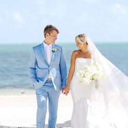 Beautiful Brides of the Florida Keys - Natural bride, beach wedding Three Waters Resort, Islamorada