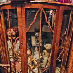 City of the Dead Graveyard Tour - Creepy dolls