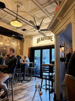 Beauvine Burger Concept by null