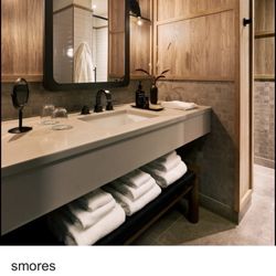 The Harbor Grand Hotel - Bathroom