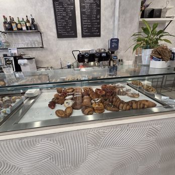 Tonka - Pastries 4, May 2026 - Cafeteria Near Me - Terni, TR