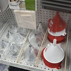 Mission Ace Hardware - Inside, kitchen supplies
