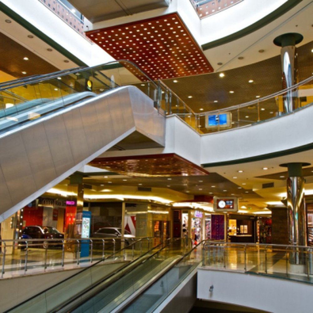 THE BEST 10 OUTLET STORES near SANT BOI DE LLOBREGAT, BARCELONA, SPAIN -  Updated 2026 - Hours - Yelp