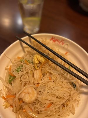 Sachi Sushi & KungFu Noodle by null