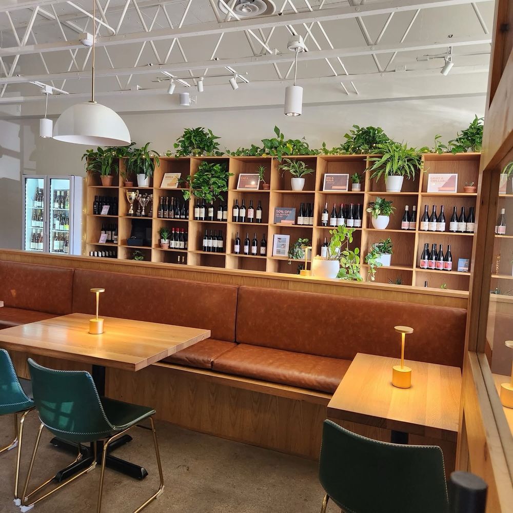 West Tasting Room - Seating - Wine Bars Near Me - Thousand Oaks, California West Tasting Room - Seating - Wine Bars Near Me - Thousand Oaks, California