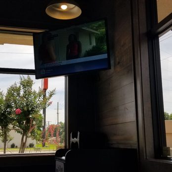 Slim Chickens - They have TV so you can watch news and events - Chicken Wings Near Me - Texarkana, Texas Slim Chickens - They have TV so you can watch news and events - Chicken Wings Near Me - Texarkana, Texas
