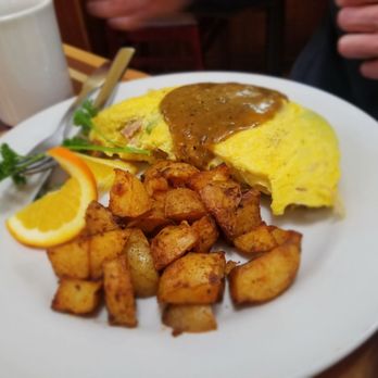 Frida's Breakfast & Lunch - avocado omelet - Breakfast & Brunch Near Me - Evanston, Illinois Frida's Breakfast & Lunch - avocado omelet - Breakfast & Brunch Near Me - Evanston, Illinois