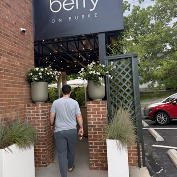 Betty On Burke - Entrance - Cocktail Bars Near Me - Winston-Salem, North Carolina Betty On Burke - Entrance - Cocktail Bars Near Me - Winston-Salem, North Carolina
