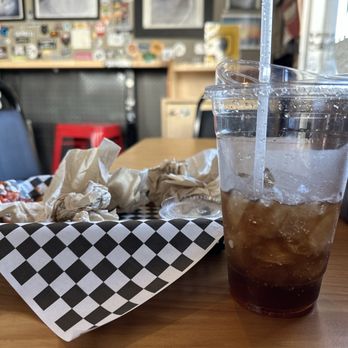 Grinderz - A empty plate - Burgers Near Me - Huntington Beach, California Grinderz - A empty plate - Burgers Near Me - Huntington Beach, California