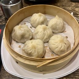 Xiao Long Bao (6) Xiao Long Bao (6)
