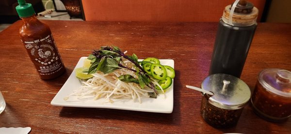 LOTUS BISTRO by null