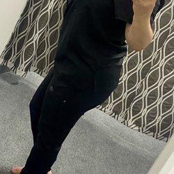 Modella Uniforms
