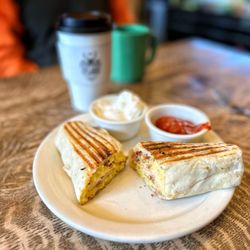 222 Artisan Bakery - Bacon breakfast burrito