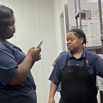Domino's Pizza - Unprofessional acts . Everyone in this picture was horrible they laugh in our faces they playing on phones watching food fall on floor - Pizza Near Me - Hapeville, Georgia