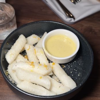 Uchibā Austin - Crispy Fried Tteokbokki - Cocktail Bars Near Me - Austin, Texas
