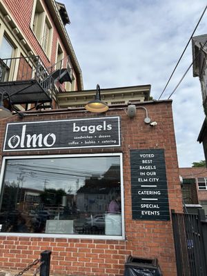 Olmo by null
