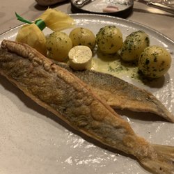 Restaurant SeeSide - Local fish from the lake -- pretty good I guess! Not winning many creativity awards tho