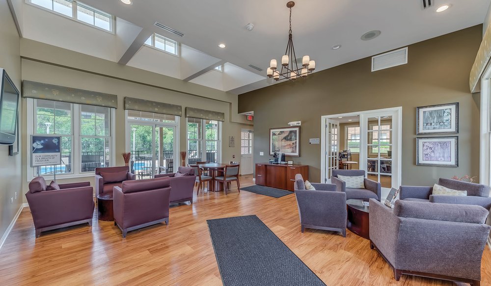 FARMINGDALE APARTMENTS Updated September 2024 15 Photos & 12