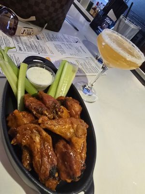 Bar Louie - Oakbrook Terrace by null