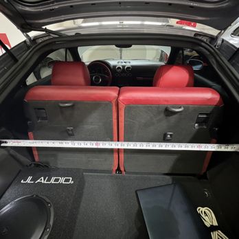 Sonic Sound - JL audio 10" amplified subwoofer sounds incredible and takes up barely any space - Car Stereo Installation Near Me - Arlington, Virginia