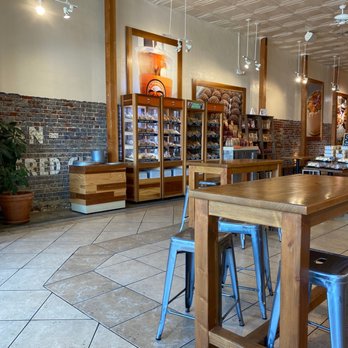 La Monarca Bakery & Cafe - Open restaurant, individually bagged pastries. - Bakeries Near Me - Whittier, California La Monarca Bakery & Cafe - Open restaurant, individually bagged pastries. - Bakeries Near Me - Whittier, California