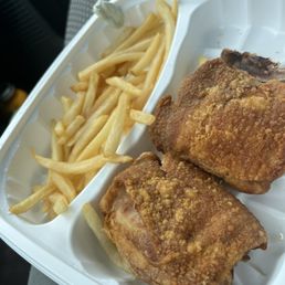 Fried chicken plate with fries Fried chicken plate with fries