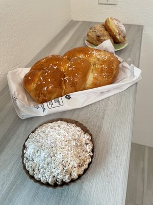 Hahdough German Bakery by null